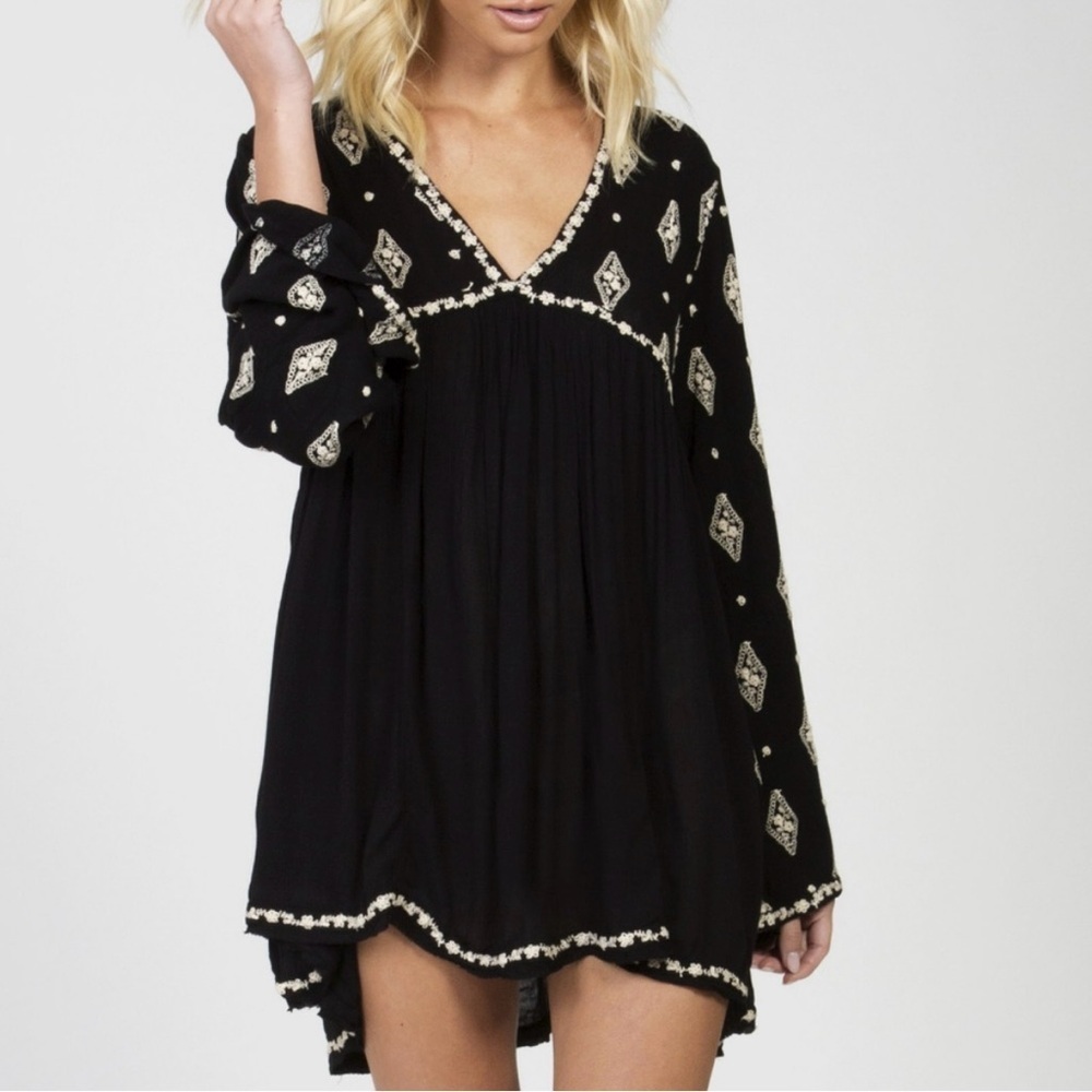 Free People Diamond Embroidered Top Size Small Petite